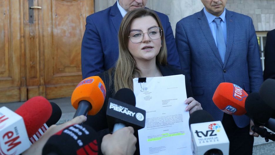 Archiwum Polska Press 202424.04.2024  ZABRZE
KONFERENCJA PREZYDENTKI ZABRZA AGNIESZKI RUPNIEWSKIEJ
BRIEFING PRASOWY 
AGNIESZKA RUPNIEWSKA WICEPREZYDENCI ZABRZA
LUCYNA NENOW /DZIENNIK ZACHODNI/ POLSKA PRESS
 *** Local Caption *** 
KONFERENCJA PREZYDENTKI ZABRZA AGNIESZKI RUPNIEWSKIEJ
BRIEFING PRASOWY 
AGNIESZKA RUPNIEWSKA WICEPREZYDENCI ZABRZA
PREZYDENT ZABRZALUCYNA NENOW / POLSKA PRESS