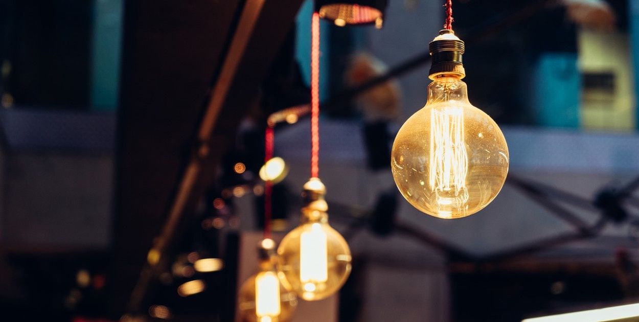 Rząd reaguje na rynek energii. Polacy poczekają dłużej