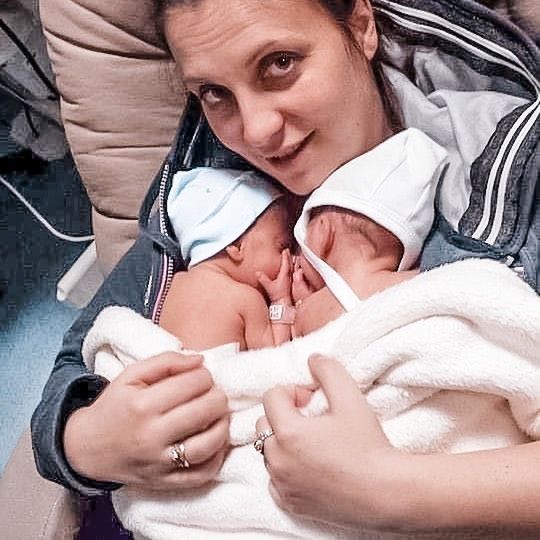 Bliźnięta urodziły się przed terminem