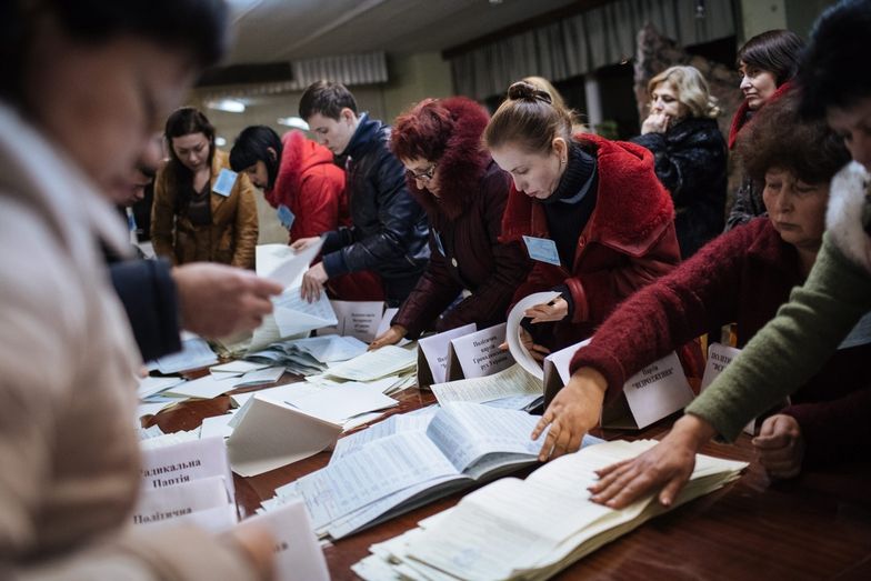 Ukraińska demokracja jest "delikatną roślinką"