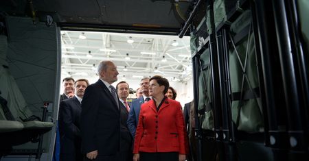Macierewicz: w tym roku komandosi dostaną pierwsze śmigłowce Black Hawk