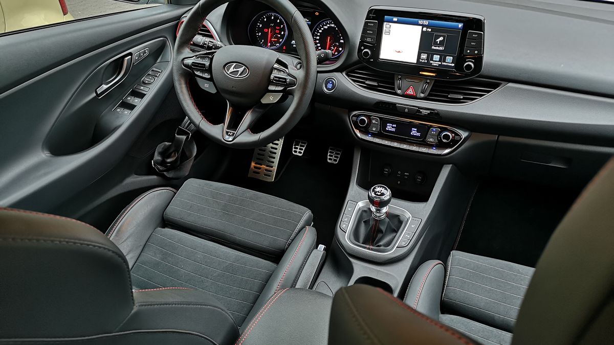 Hyundai i30 Fastback N: Programowa konfiguracja ustawień auta 1