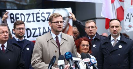 Media: Były minister PiS usłyszy zarzuty