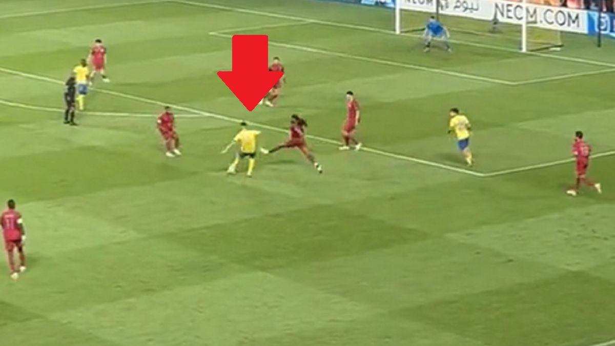 Twitter / Ali_alabdallh / Na zdjęciu: gol Ronaldo