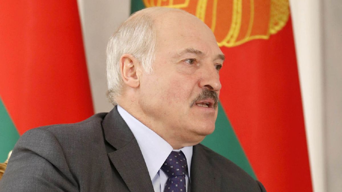 Aleksandr Łukaszenka odpowiada na sankcje.