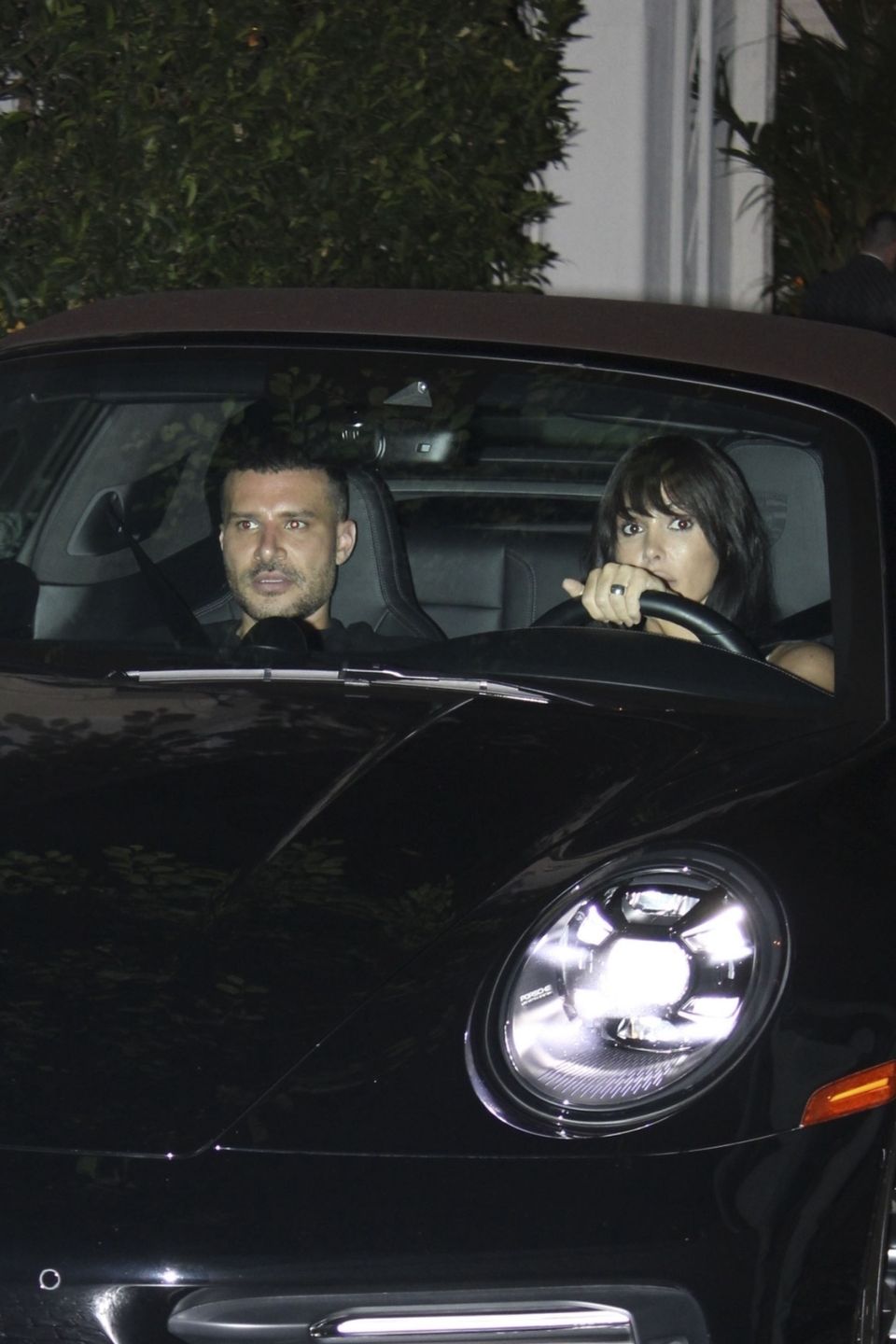 Bianca Censori za kierownicą