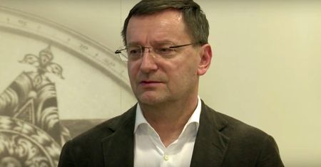 Jakie znaczenie ma narodowość kapitału i właściciela banku?