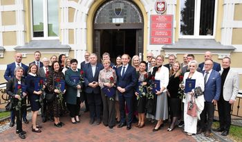 Chojnice: Nagrody starosty chojnickiego dla nauczycieli wręczone