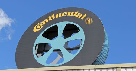 Continental zwiększy zatrudnienie. Firma szuka inżynierów do pracy na Węgrzech