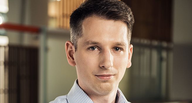 Szymon Szymański za Jakuba Urbaniaka na czele MRM // McCann