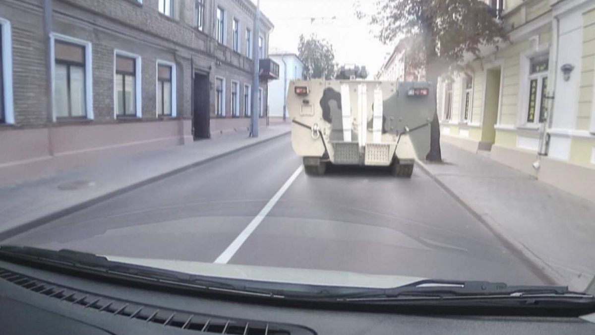 BTR-22 na ulicach Grodna