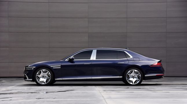 There will also be a version with an extended wheelbase