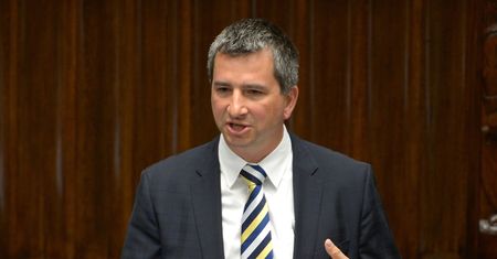 PKB Polski - minister finansów podtrzymuje prognozę - 3,3 proc. w 2014 r.