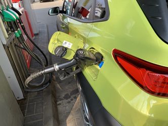 Ceny benzyny stale rosną. Poziom 6 zł przebity