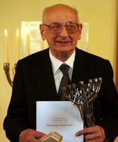 Władysław Bartoszewski laureatem nagrody „Menora Dialogu”