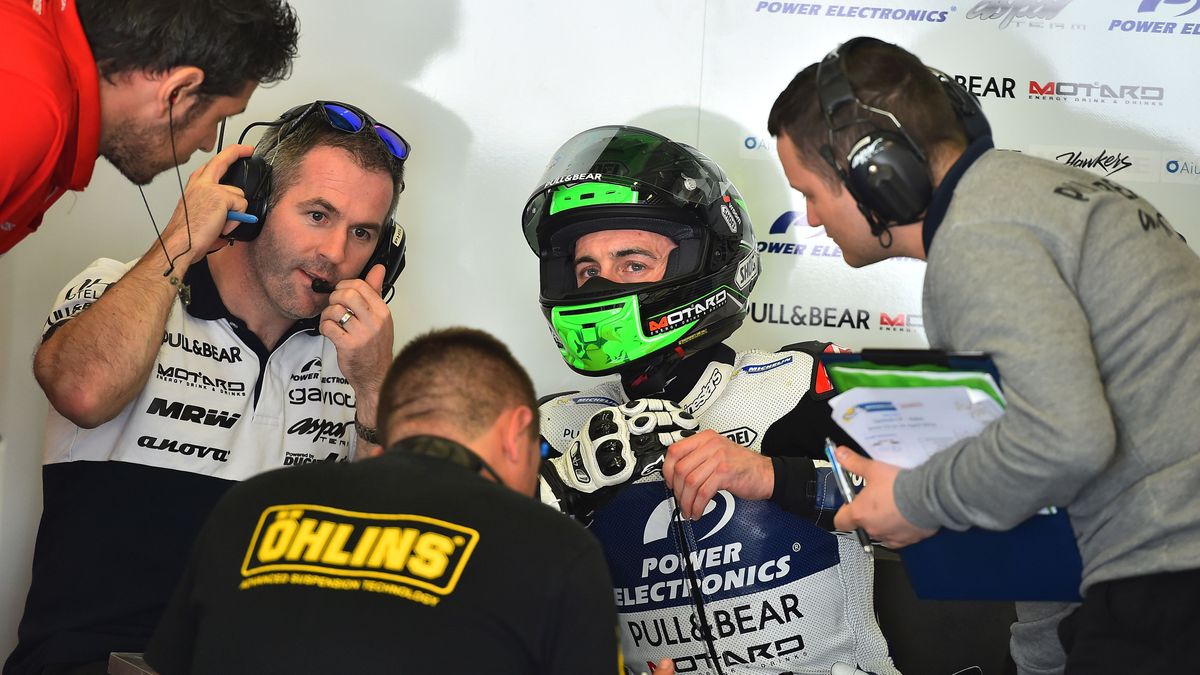 Materiały prasowe / Michelin / Eugene Laverty w boksie