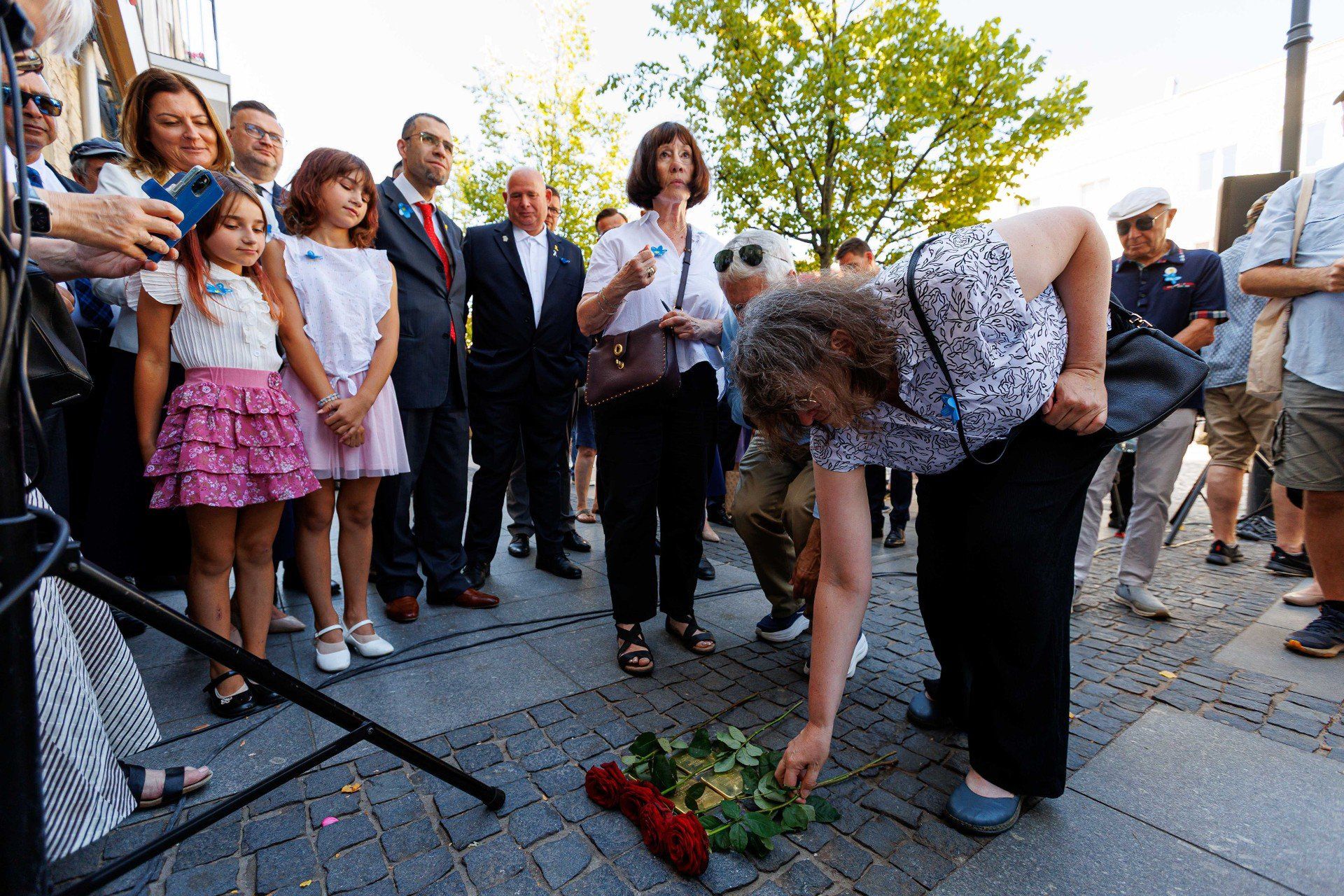 Odsłonięcie &#34;kamieni&#34; poświęconych rodzinie Kracowskich