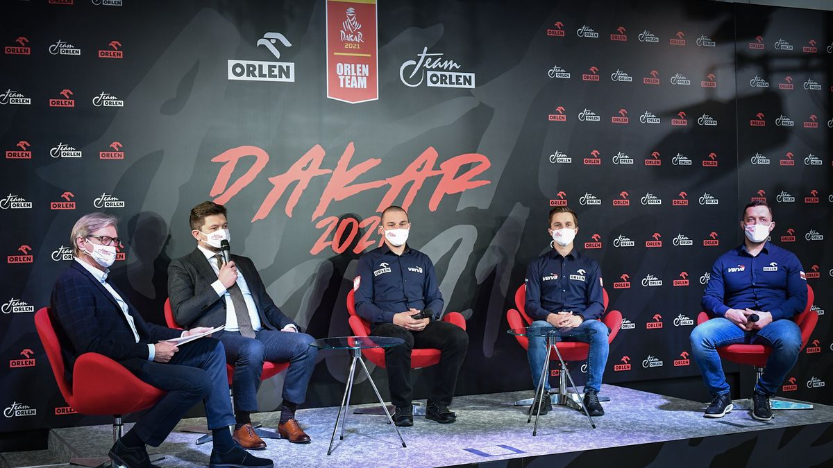 Materiały prasowe / Orlen / Na zdjęciu: Orlen Team przed Rajdem Dakar