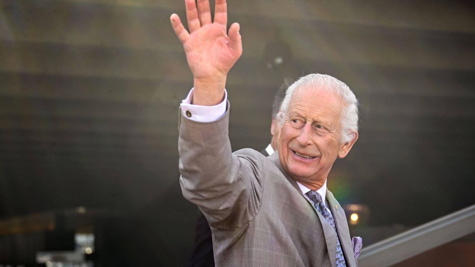 Royal Tour of Australia and Samoa - Day Three
King Charles III waves during his visit to Sydney Opera House to mark its 50th anniversary year on day three of the royal visit to Australia and Samoa. Picture date: Tuesday October 22, 2024. 
Dostawca: PAP/PA
Victoria Jones
Royal Tour of Australia and Samoa - Day Three## PA2024, royal, r
