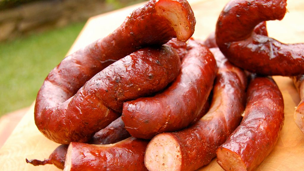 Wędzona kiełbasa włoska z indyka