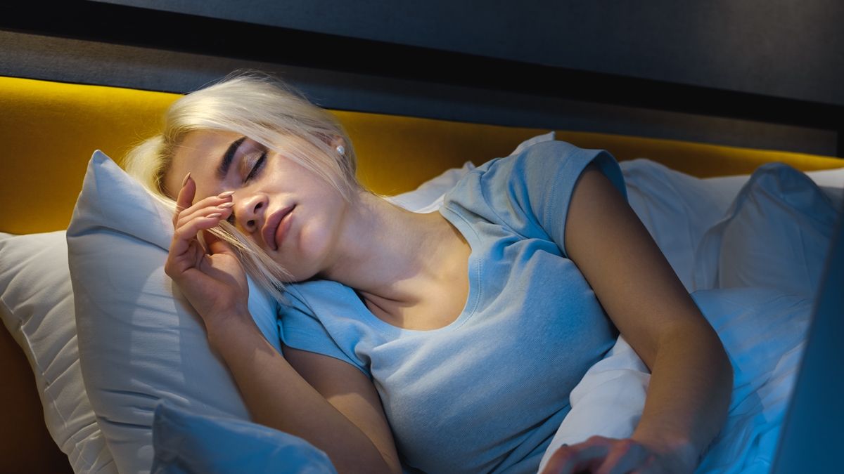 A tired, tired woman fell asleep watching a video, an online broadcast on a laptop. One student is in bed in a bedroom with a night light, preparing for an exam. Online lessons. Distance work and education, training. Work before going to bed, insomnia.
A tired, tired woman fell asleep watching a video, an online broadcast on a laptop. One student is in bed in a bedroom with a night light, preparing for an exam. Online lessons. Distance work and education, training. Work before going to bed, insomnia.
Aleksandr Zubkov
asleep