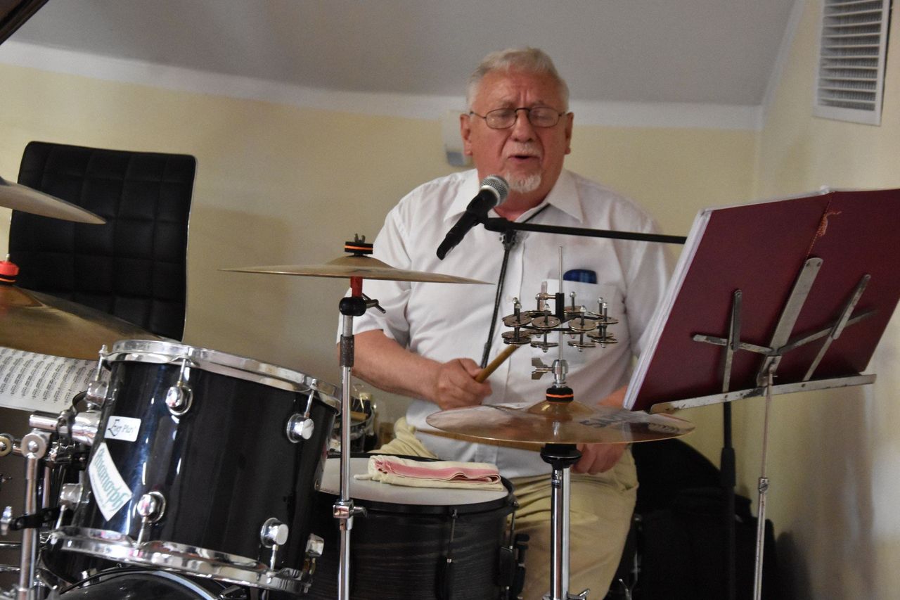 Seniorzy z UTW w Aleksandrowie Kujawskim zakończyli kolejny rok nauki