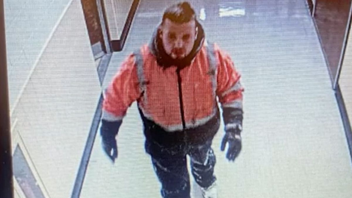 Ten mężczyzna uratował życie co najmniej 10 osobom. Musiał się włamać do szkoły