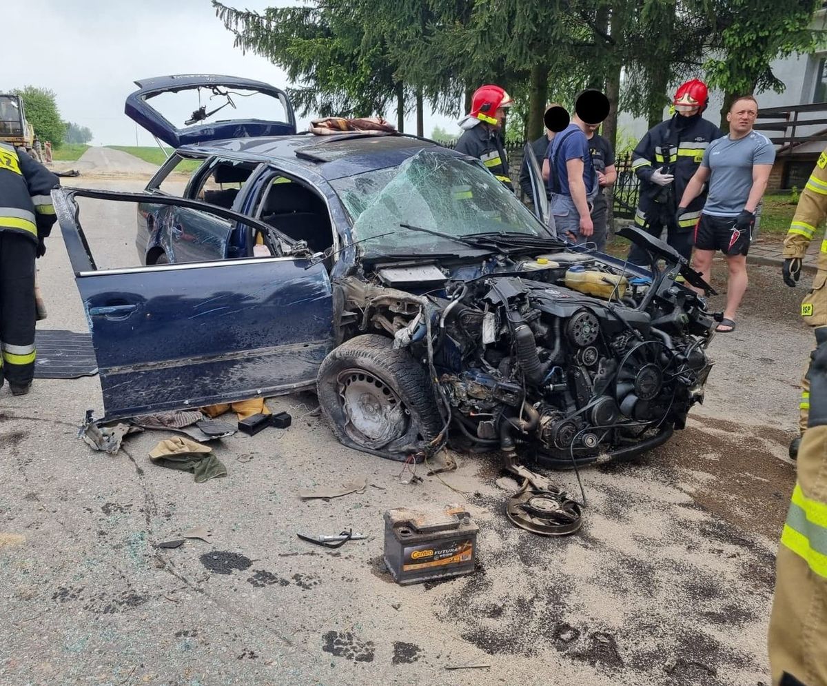 Lubelszczyzna. Tajemniczy wypadek. Auto uderzyło w kościelny mur