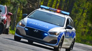 Lipno: Policjanci pomogli rodzącej kobiecie dotrzeć do szpitala