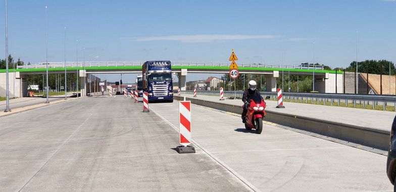 Kierowcy mogą już korzystać z docelowej betonowej jezdni w kierunku Lublina.