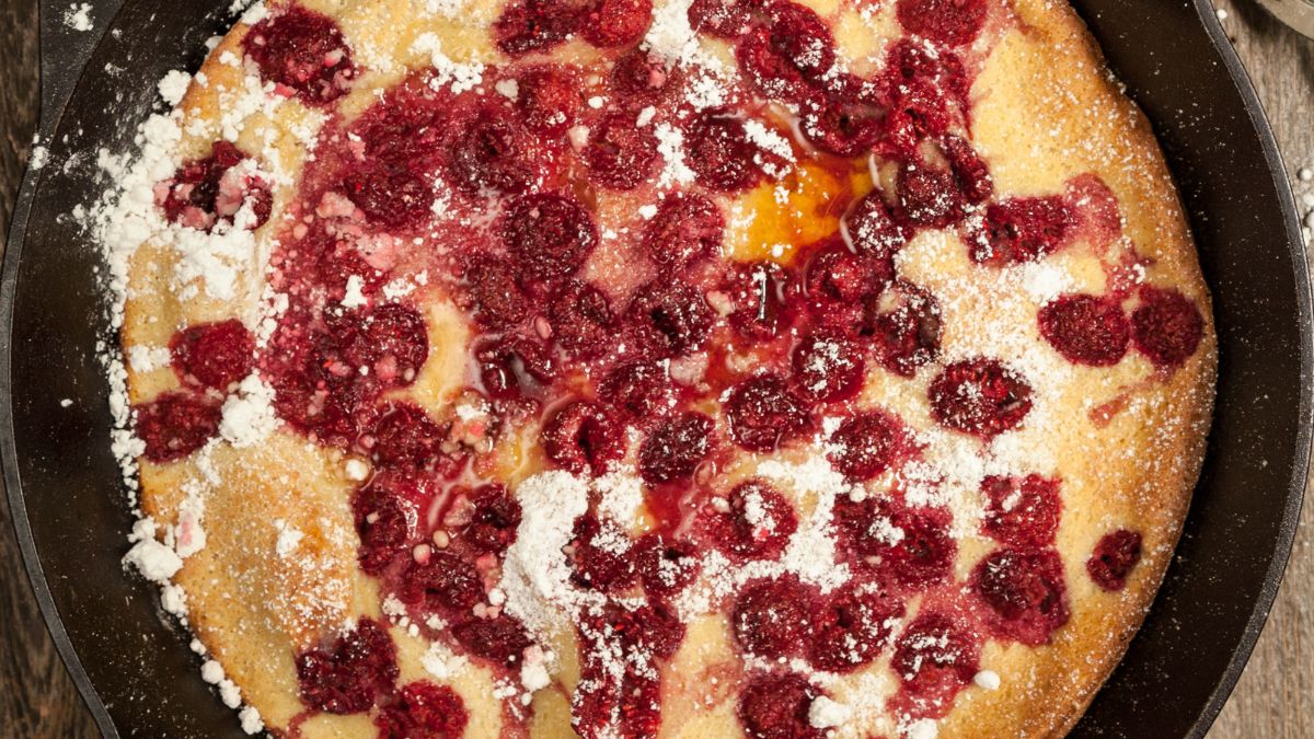 Dutch baby z malinami
