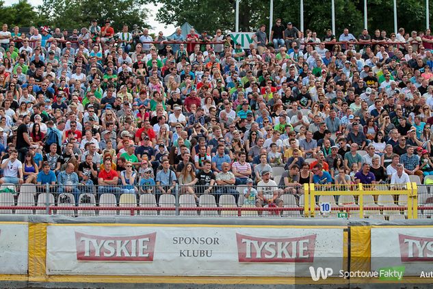 Na stadion w Rybniku przyszło 8 tysięcy osób