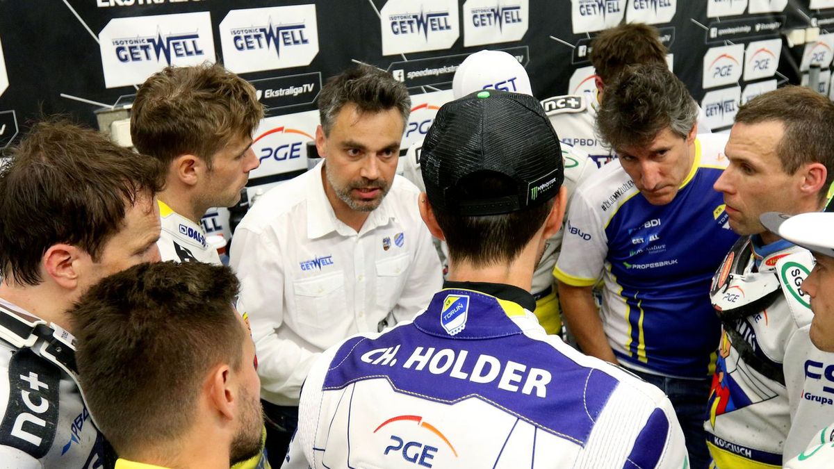 WP SportoweFakty / Łukasz Trzeszczkowski / Na zdjęciu: narada w Get Well Toruń