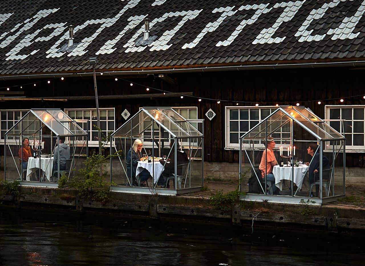 Koronawirus wymusza zmiany. Tak wkrótce mogą wyglądać restauracje