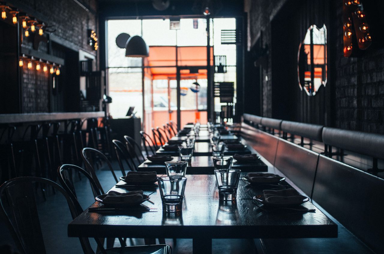 Branża pod permanentnym ostrzałem. Trwa najgorszy miesiąc dla gastronomii
