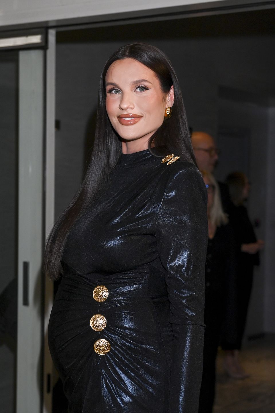 Ciężarna Karolina Gilon gra nogą na gali 