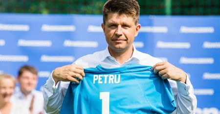 Ryszard Petru z nowym biznesem. "Przypomina trochę poszukiwanie yeti"