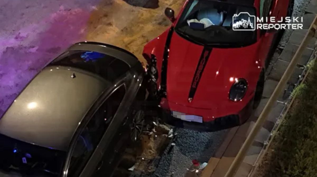 Warszawa: Piękne Porsche rozbite na Wale Miedzeszyńskim