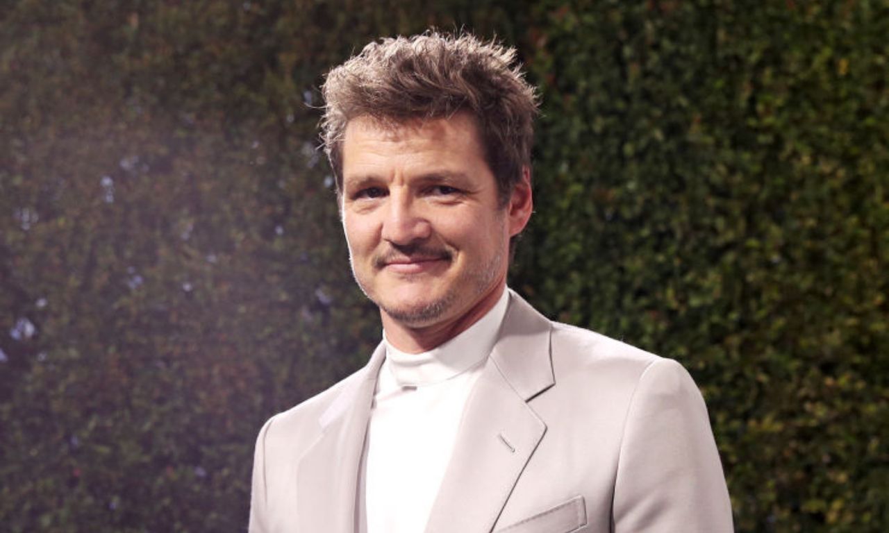 Pedro Pascal pochwalił się siostrą.