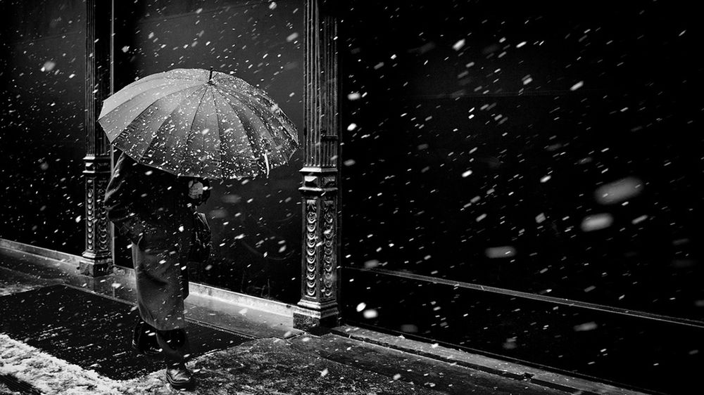 Fotografia uliczna pozbawiona twarzy w projekcie Diego Bardone 1