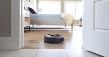 I odkurza, i mopuje. Nowa Roomba wie jak sprzątać