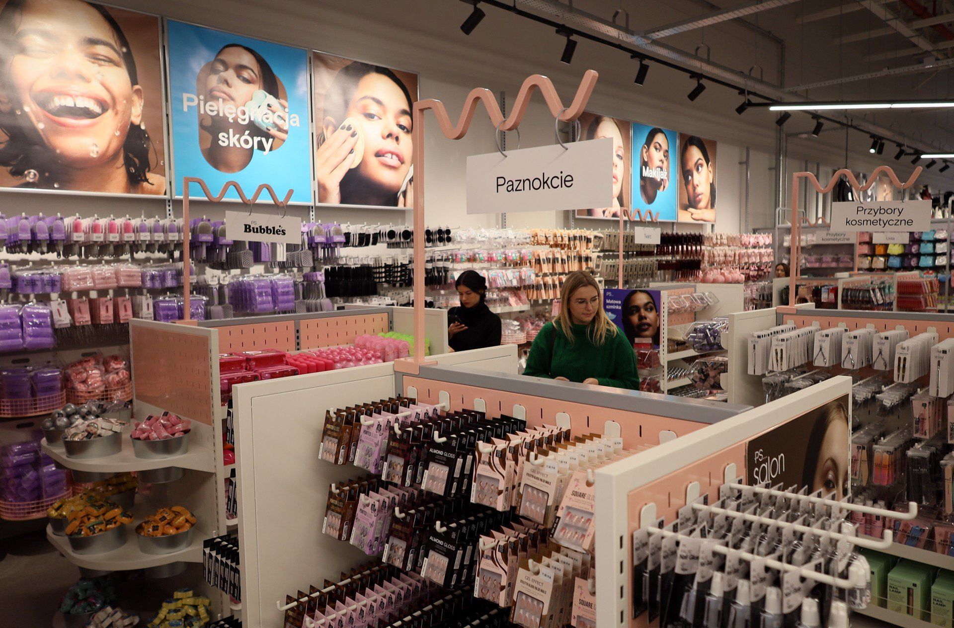 Już jutro Lublin dołączy do mapy miast, w których zakupy w Primarku są na wyciągnięcie ręki. W centrum handlowym Felicity otworzy się pierwszy na wschodzie Polski sklep tej marki. 