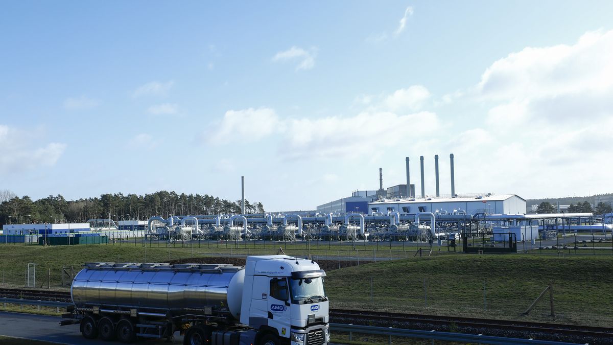 LUBMIN, GERMANY - FEBRUARY 23: A view of Nord Stream 2 gas receiving station on Germanyâs Baltic coast in Lubmin on February 23, 2022. It is the logistical link between the Nord Stream 2 Pipeline and the European pipeline network. Germany halts Nord Stream 2 pipeline after Russiaâs move against Ukraine. (Photo by Abdulhamid Hosbas/Anadolu Agency via Getty Images)