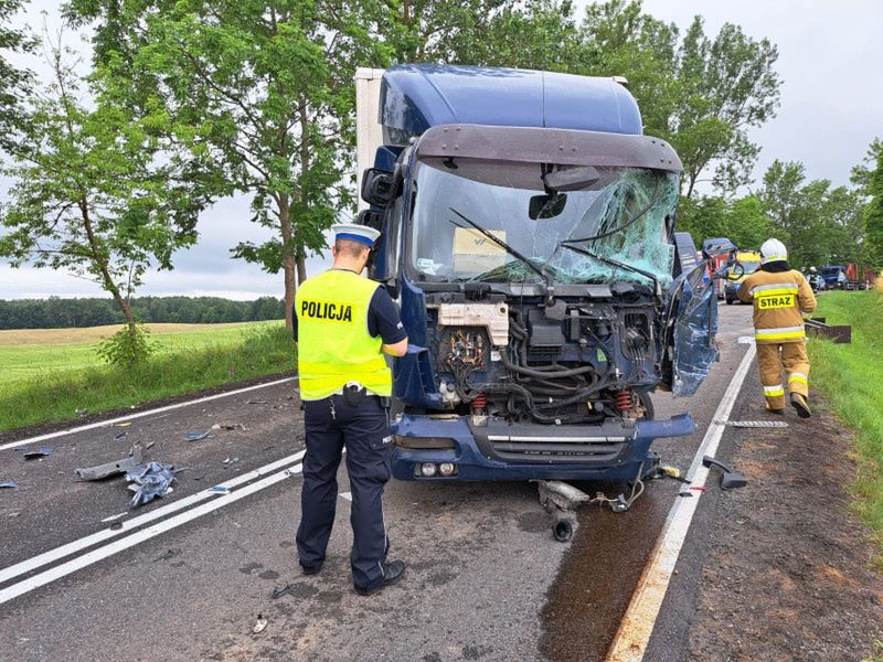 Oba pojazdy były poważnie zniszczone