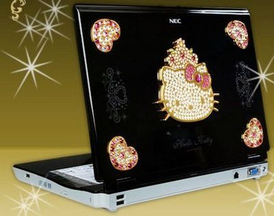 Laptop dla fanów błyskotek i Hello Kitty 1