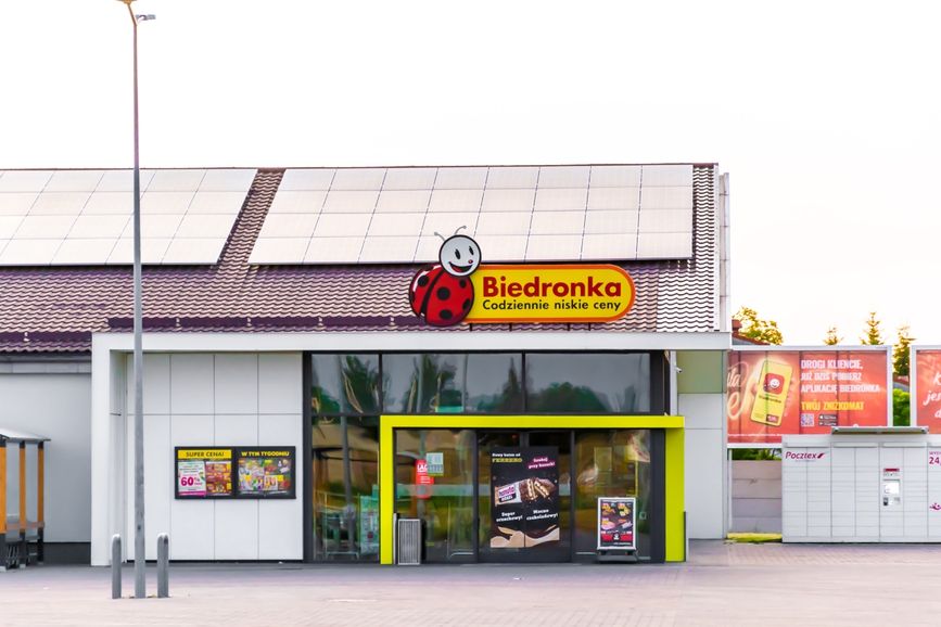 Szef Biedronki o niehandlowej Wigilii. Pracownicy: "niech stanie za kasą"