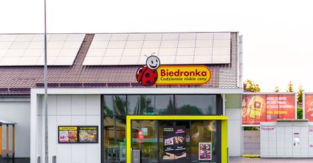 Szef Biedronki o niehandlowej Wigilii. Pracownicy: "niech stanie za kasą"