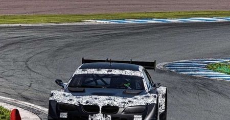 BMW M3 DTM przyłapane podczas testów na Motorsport Arena Oschersleben