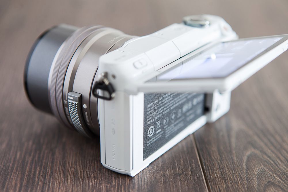 Sony NEX 3N - miniaturowa obudowa, umiarkowane możliwości [test] 6