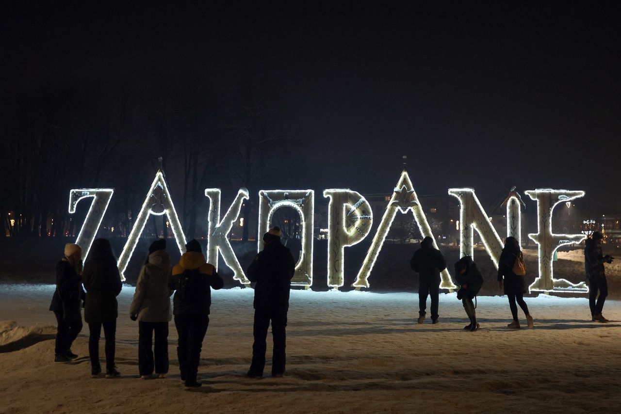 W Zakopanem sezon na całego. Pijani turyści, zgubione dziecko, wypadki...